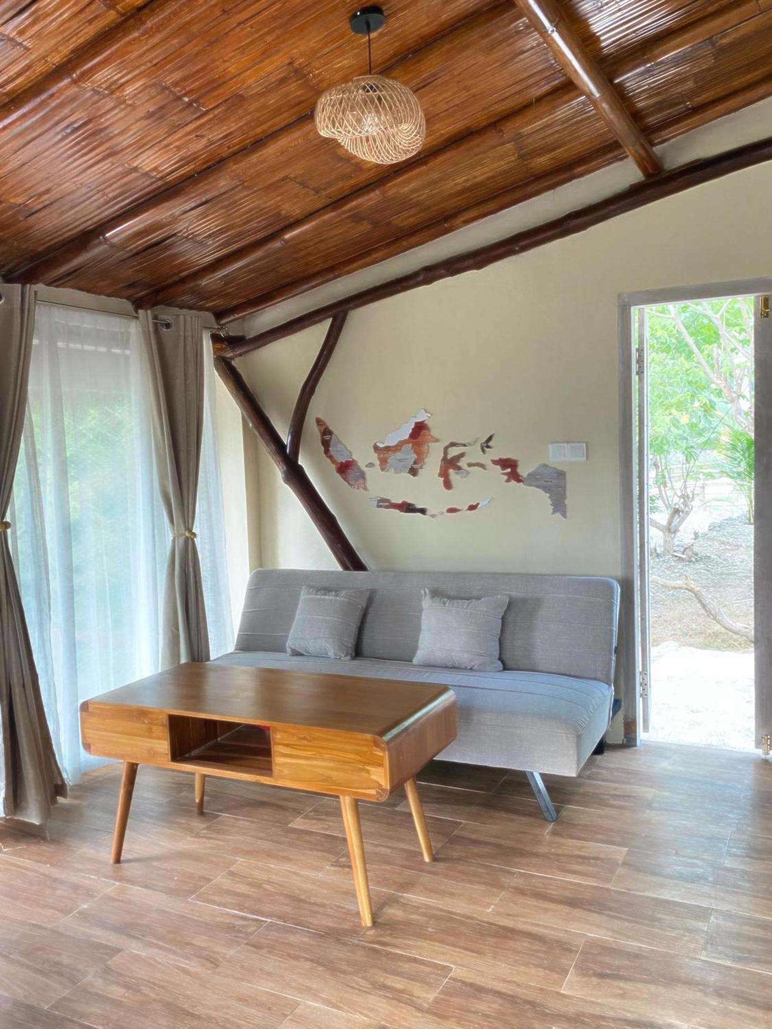 Gading Tree House Villa Batununggul Exterior foto